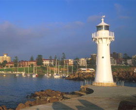Historic Lighthouse Wollongong - Redcliffe Tourism 0