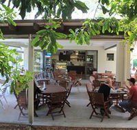 Medowie Macadamias - Redcliffe Tourism
