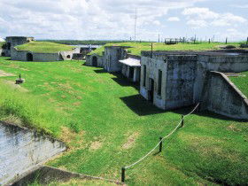 Fort Lytton - Redcliffe Tourism 0