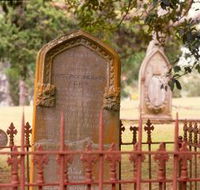 Kooloonbung Creek Nature Reserve and Historic Cemetery - Redcliffe Tourism