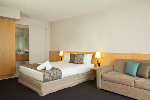 Ramada Marcoola Beach - Redcliffe Tourism 5