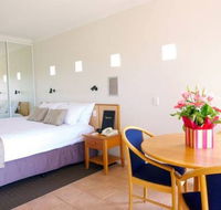 Margarets Beach Resort - Redcliffe Tourism