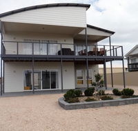 Ocean Swell - Redcliffe Tourism