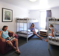 Yamba YHA - Redcliffe Tourism