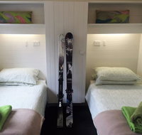 Elk At Falls - Redcliffe Tourism