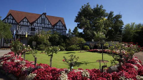 Cockington Green Gardens - Redcliffe Tourism 0