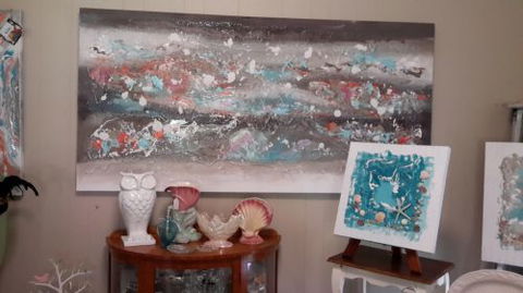 Kaz Art-Whitewash Gallery - Redcliffe Tourism 3