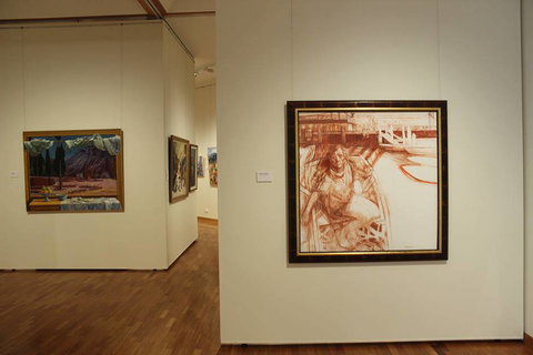 Gosford Regional Gallery & Gardens - Redcliffe Tourism 2