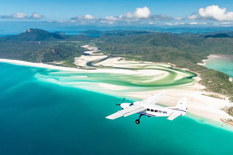 Scenic Flight - Great Barrier Reef, Heart Reef, Whitehaven Beach & Hill Inlet! - Redcliffe Tourism 9
