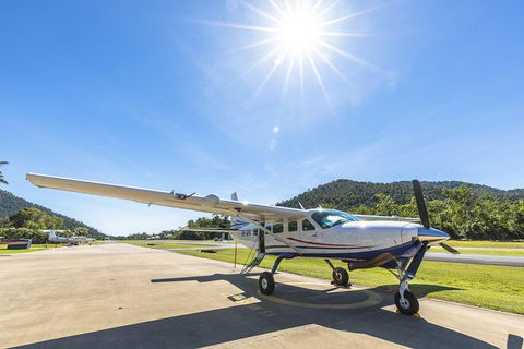 Scenic Flight - Great Barrier Reef, Heart Reef, Whitehaven Beach & Hill Inlet! - Redcliffe Tourism 3