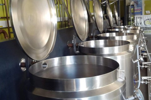 Mackay Aussie Farm & Drinks Tour - Redcliffe Tourism 1