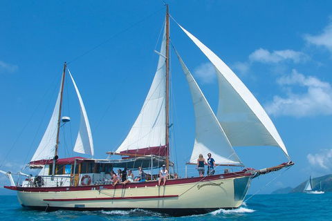 2-Day Whitsundays Sailing Adventure: Summertime - Redcliffe Tourism 7