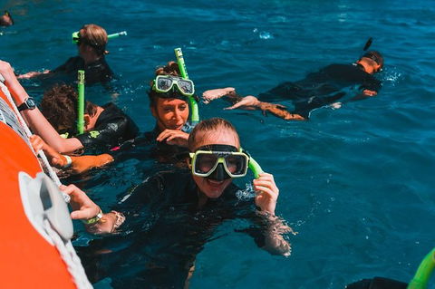 Whitehaven Beach And Hill Inlet Lookout Full-Day Snorkeling Cruise By High-Speed Catamaran - Redcliffe Tourism 10