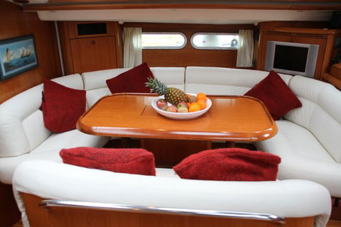 Three Night Cabin Charter MiLady - Redcliffe Tourism 9