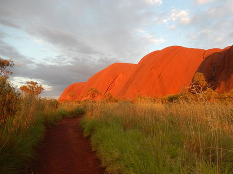 Uluru Sunrise And Guided Base Walk - Redcliffe Tourism 3
