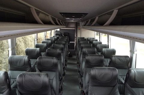 Alice Springs To Uluru (Ayers Rock) Coach Transfer - Redcliffe Tourism 1