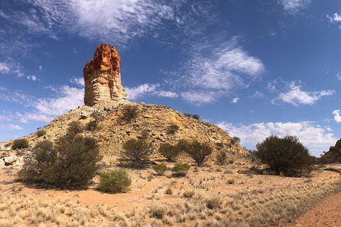 Chambers Pillar And Rainbow Valley 1 Day 4WD Tour - Redcliffe Tourism 7