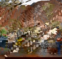 Full Uluru Base Walk at Sunrise Including breakfast - Redcliffe Tourism