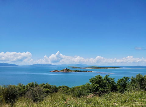 Bowen - Flagstaff Hill Lookout - Redcliffe Tourism 0