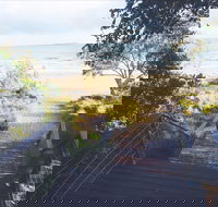 Canoe Point Beach and Parklands - Redcliffe Tourism