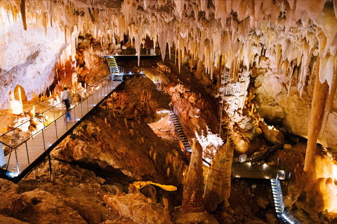 Jewel Cave - Redcliffe Tourism 0