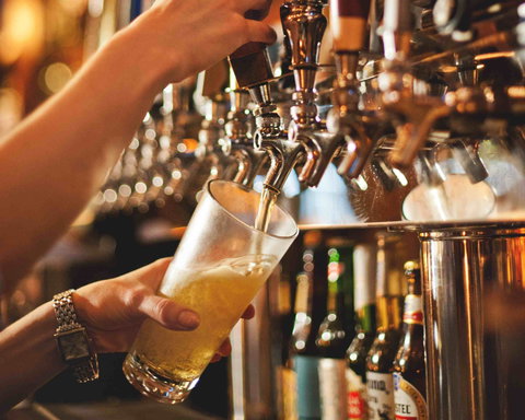 Queanbeyan Kangaroos Club - Redcliffe Tourism 0