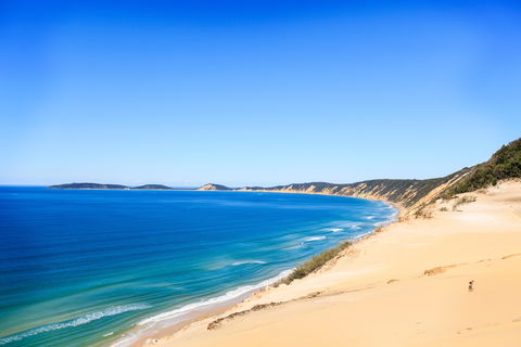 Rainbow Beach - Redcliffe Tourism 0