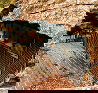 Red Hands Cave Walking Track - Blue Mountains National Park - Redcliffe Tourism