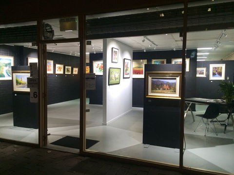 The Hunter Street Gallery Of Fine Arts - Redcliffe Tourism 0