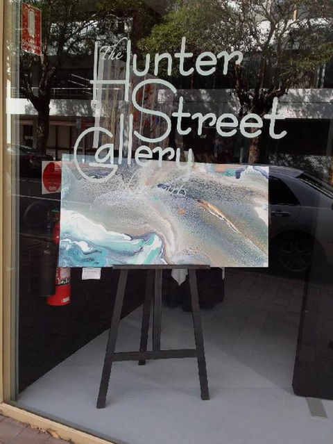 The Hunter Street Gallery Of Fine Arts - Redcliffe Tourism 1
