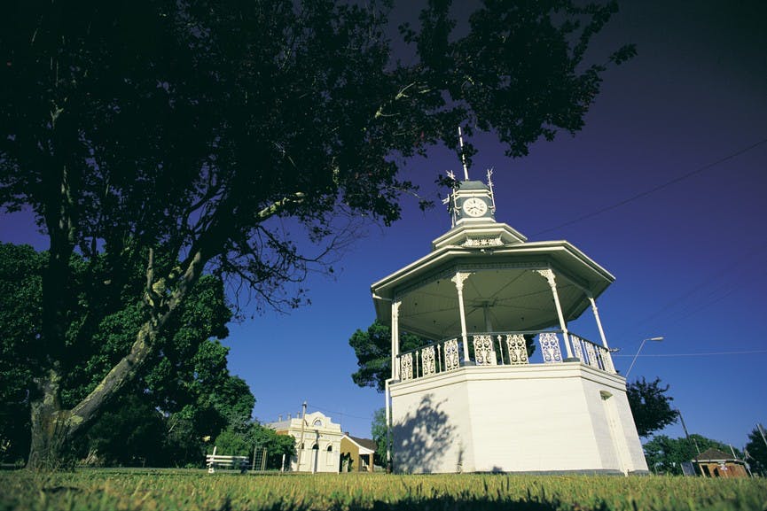  Redcliffe Tourism