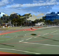 Cleve Sporting Facilities - Redcliffe Tourism