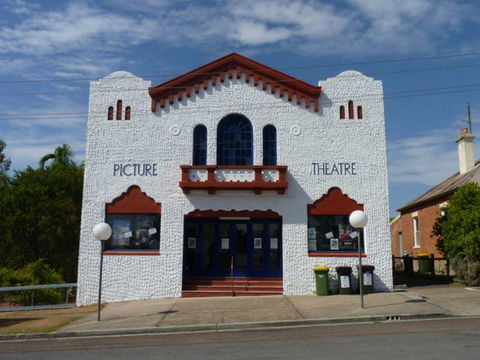 Dungog James Theatre - Redcliffe Tourism 0