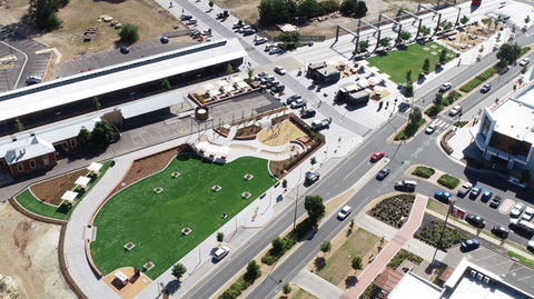 Junction Place - Redcliffe Tourism 0