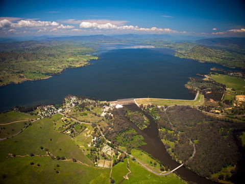 Lake Hume Loop - Redcliffe Tourism 0