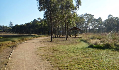 Rouse Hill Estate Walk - Redcliffe Tourism 0