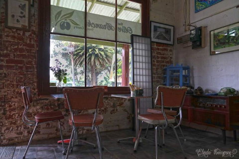 The Olive Branch Prom Country - Redcliffe Tourism 0