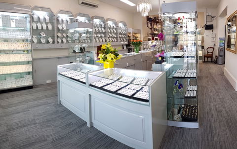 Alexa's Treasures - Redcliffe Tourism 0