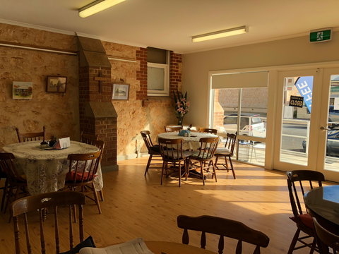 Anglican Community Cafe, Limestone Art Gallery & Cornish Garden - Redcliffe Tourism 2