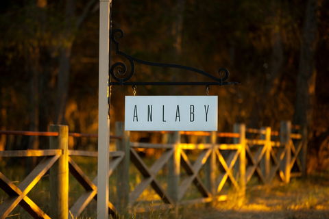 Anlaby - Redcliffe Tourism 2