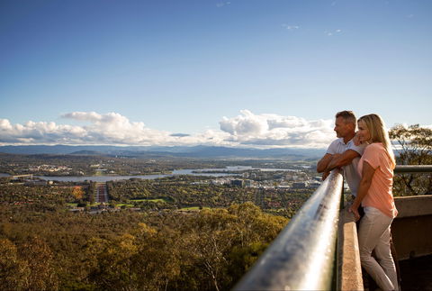 Mount Ainslie Lookout - Redcliffe Tourism 1