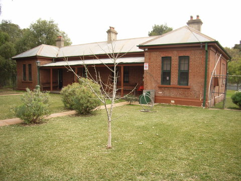 Museum Under The Bridge - Redcliffe Tourism 0