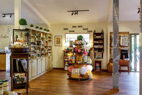 The House Of Honey - Redcliffe Tourism 2