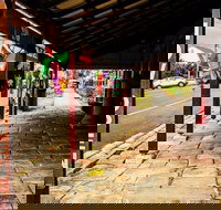 Campbell's Store Craft Centre - Redcliffe Tourism