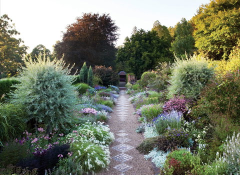 Cloudehill Gardens - Redcliffe Tourism 1