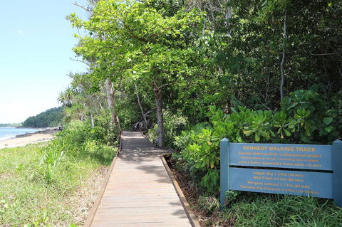 Kennedy Walking Track - Redcliffe Tourism 0