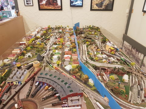 The Burg - Redcliffe Tourism 1