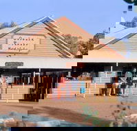 Yulara - Redcliffe Tourism