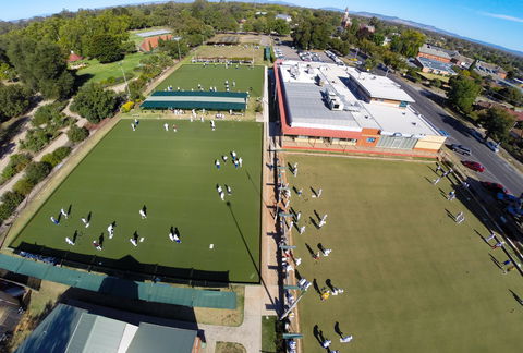 Benalla Bowls Club - Redcliffe Tourism 1