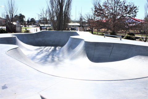 Blayney Skate Park - Redcliffe Tourism 0